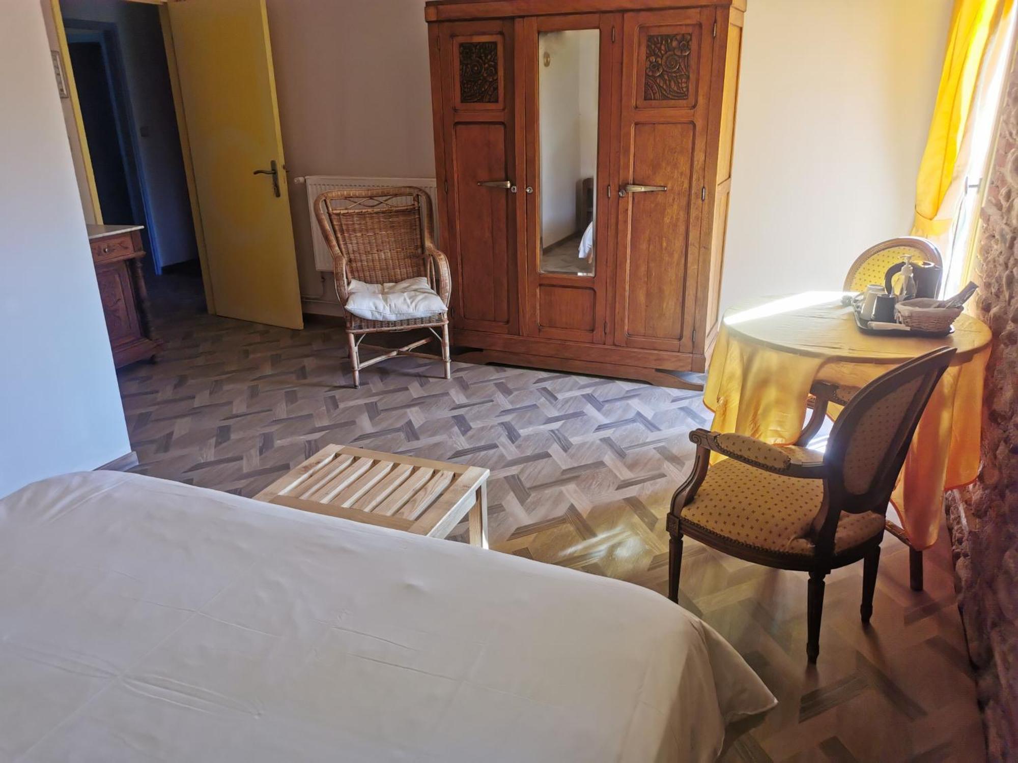 ホテル Domaine Du Mas Bazan アレニャ 部屋 写真