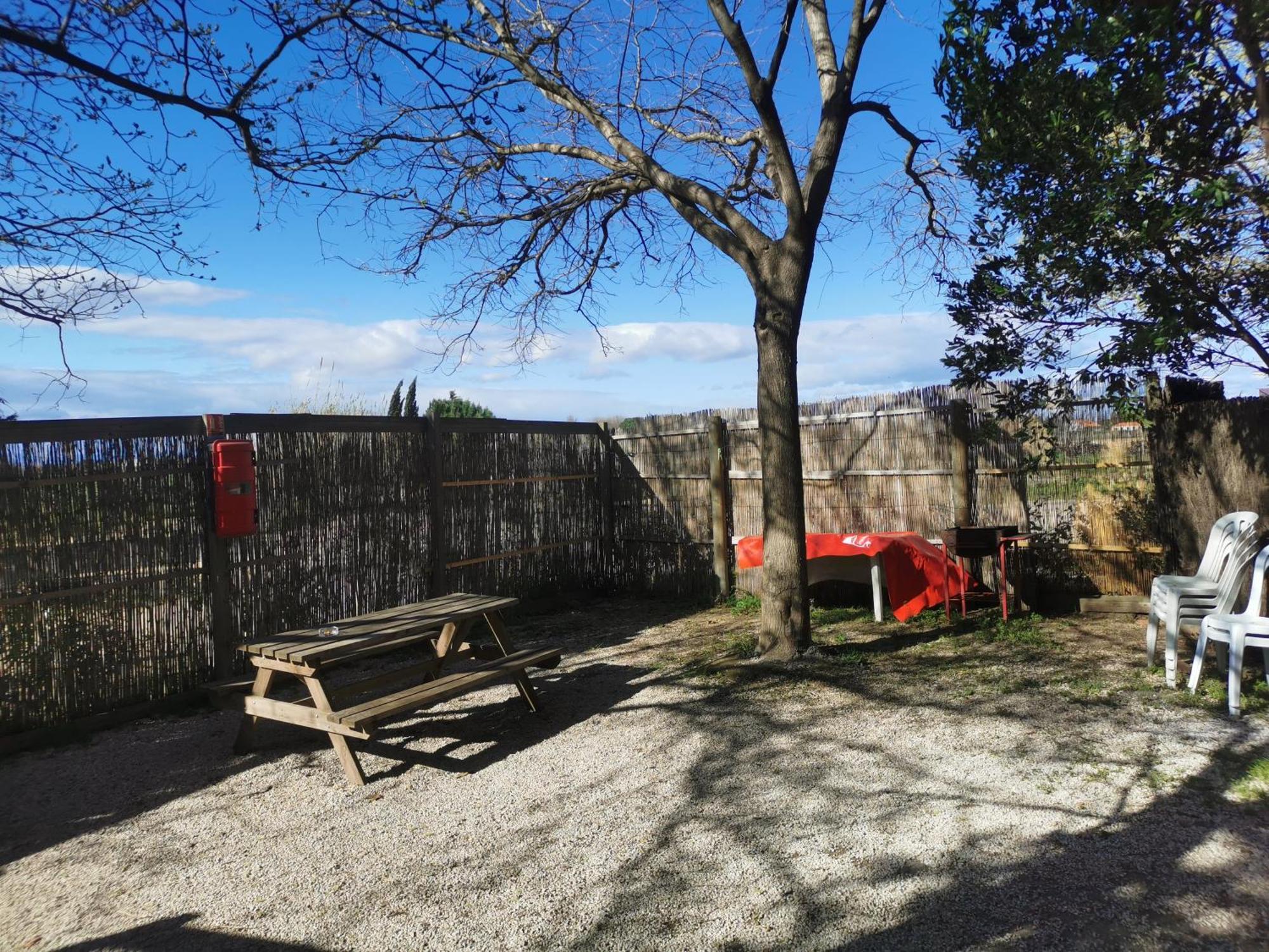 ホテル Domaine Du Mas Bazan アレニャ 部屋 写真